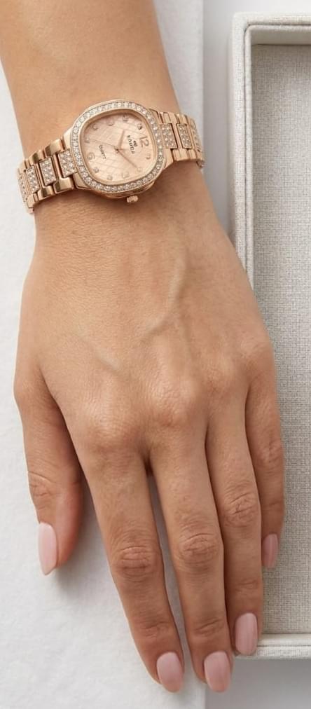 Luxury Rose Gold Diamond-Style Women’s Watch